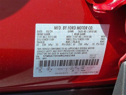 New 2024 Ford Explorer XLT w/ Equipment Group 202A image 11