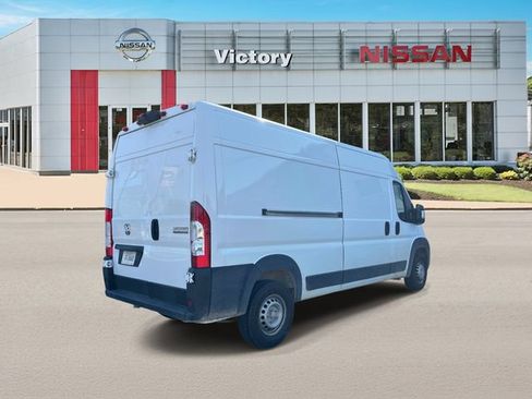 Used 2024 RAM ProMaster 2500 w/ Convenience Group FWD image 3