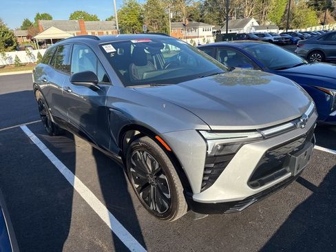 Used 2024 Chevrolet Blazer EV RS image 1