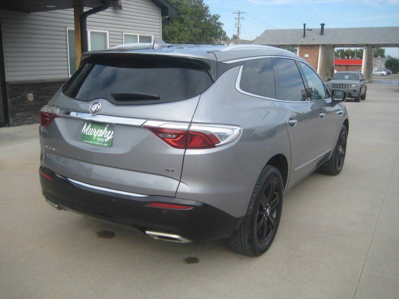 Used 2024 Buick Enclave Essence w/ Sport Touring Edition FWD image 7