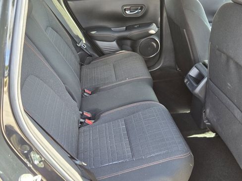 Certified 2025 Honda HR-V Sport image 17