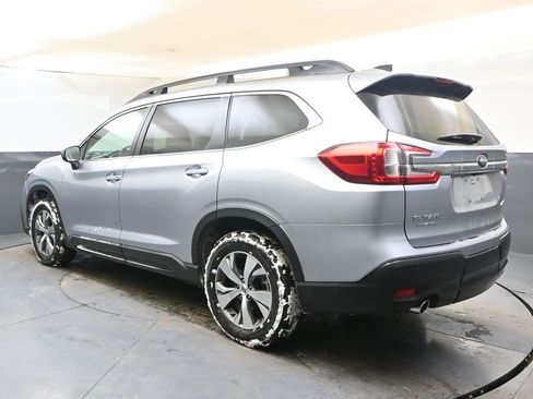 Certified 2024 Subaru Ascent Premium w/ Convenience Package image 3