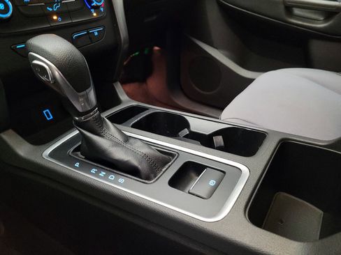 Used 2017 Ford Escape S FWD image 26