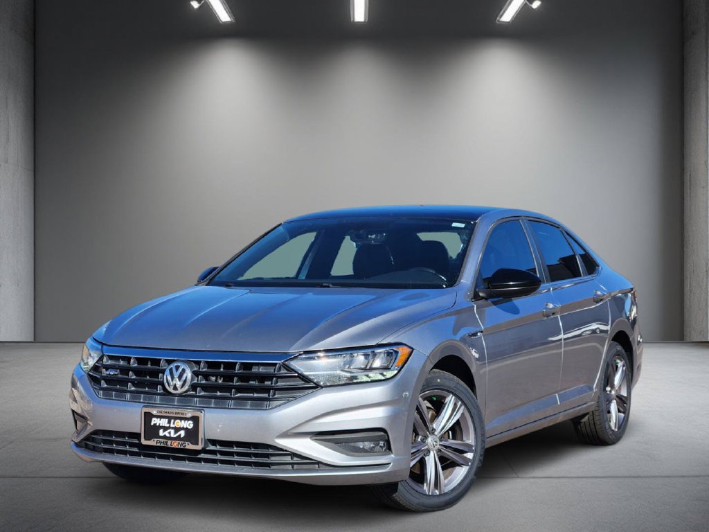 Used 2019 Volkswagen Jetta R-Line w/ R-Line Cold Weather Package FWD image 1