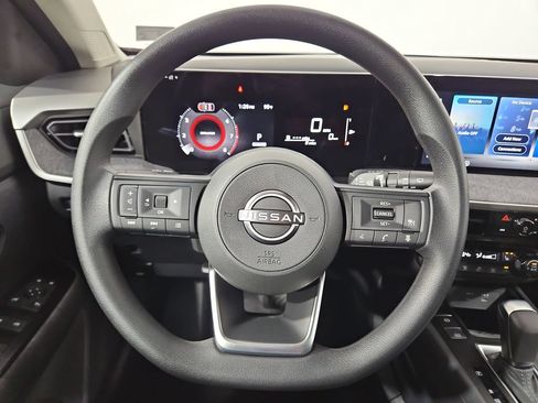 New 2026 Nissan Kicks SV w/ SV Premium Package AWD/4WD image 14