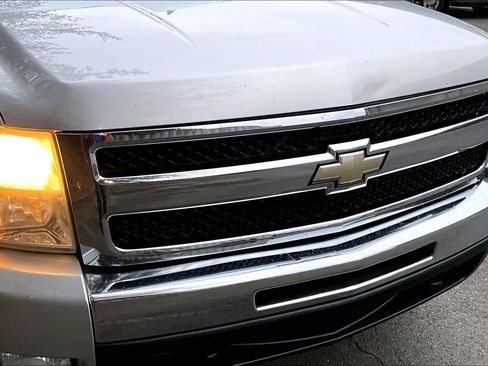 Used 2010 Chevrolet Silverado 1500 LT w/ Power Pack Plus image 25