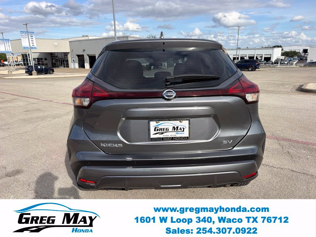 Used 2021 Nissan Kicks SV FWD image 4