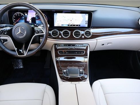 Used 2022 Mercedes-Benz E 450 4MATIC Sedan image 14