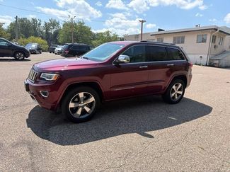 Used 2016 Jeep Grand Cherokee Overland w/ Advanced Technology Group AWD/4WD video 1