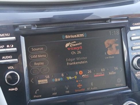 Used 2019 Nissan Murano Platinum w/ Cargo Package image 16