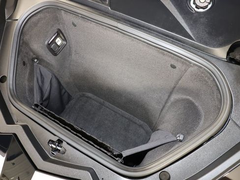 Used 2025 Chevrolet Corvette Stingray Premium Conv w/ Z51 Performance Package RWD image 15