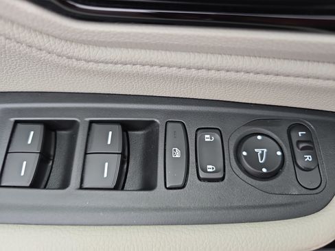 Used 2025 Honda Odyssey Touring image 29