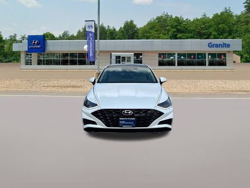 Used 2021 Hyundai Sonata SEL w/ Convenience Package FWD image 2