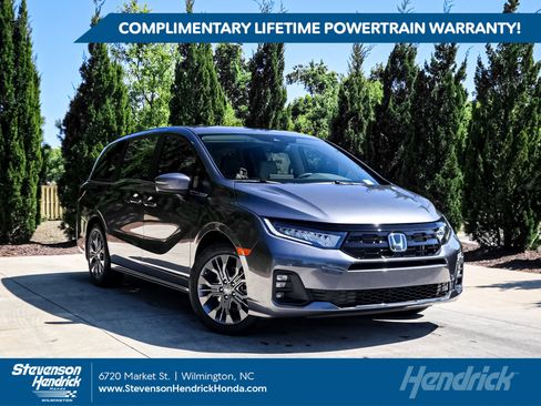 New 2026 Honda Odyssey Touring image 1