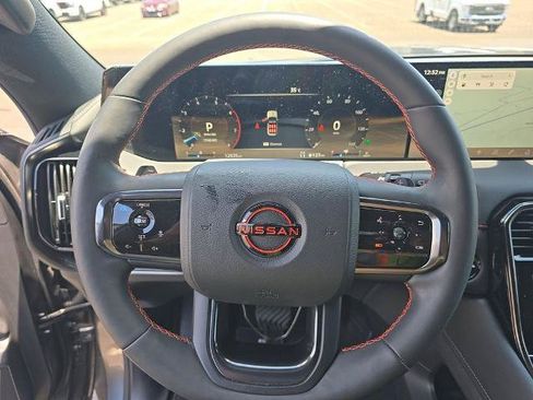 Certified 2025 Nissan Armada PRO-4X AWD/4WD image 5