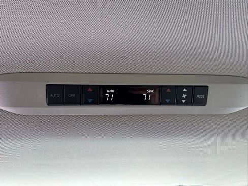 New 2026 Toyota Sienna XLE AWD/4WD image 17