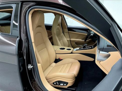 Used 2018 Porsche Panamera 4 AWD/4WD image 13