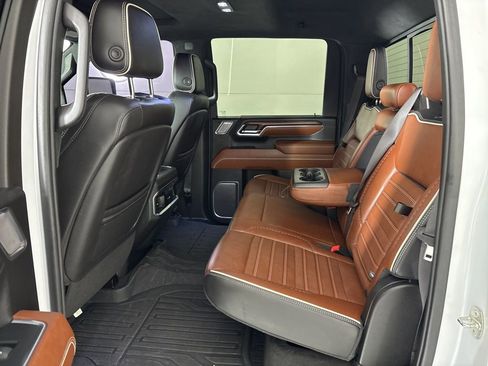 Used 2024 GMC Sierra 3500 Denali Ultimate image 29