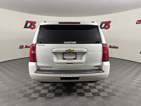 Used 2017 Chevrolet Suburban Premier AWD/4WD image 6