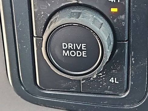 Used 2025 Ford F150 XLT w/ Equipment Group 301A Standard image 22