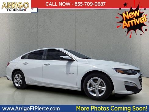 Used 2021 Chevrolet Malibu LS image 1