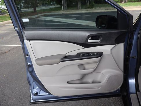 Used 2014 Honda CR-V LX image 23