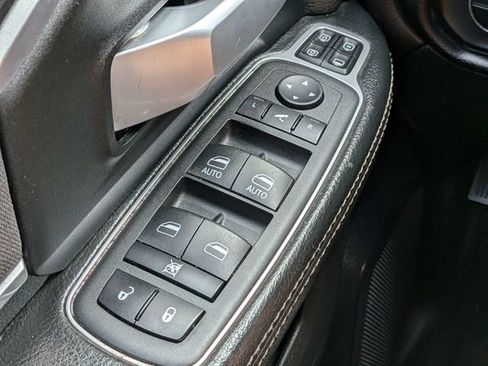Used 2024 RAM 2500 Big Horn AWD/4WD image 23