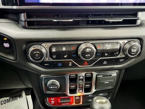 Used 2025 Jeep Wrangler Unlimited Sport S 4xe image 17