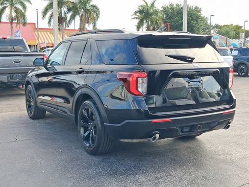Used 2023 Ford Explorer ST-Line w/ Class IV Trailer Tow Package RWD image 3