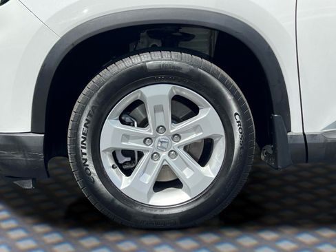 Used 2023 Honda Pilot LX image 11