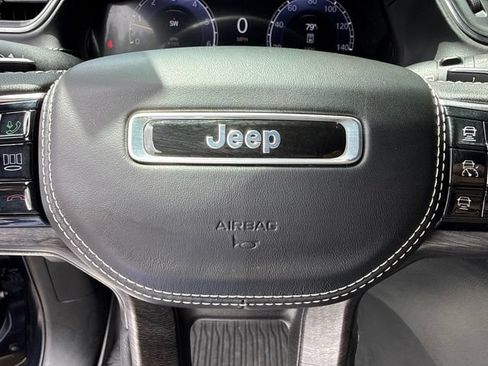 Used 2024 Jeep Grand Cherokee Overland w/ Trailer Tow Package AWD/4WD image 13