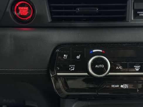 Used 2023 Honda Pilot Elite image 37