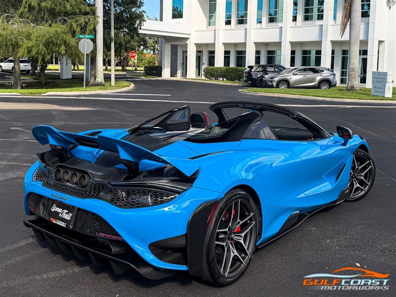 Used 2022 McLaren 765LT RWD image 64