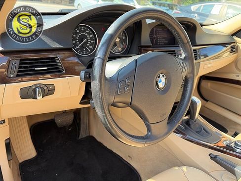 Used 2010 BMW 328i Sedan RWD image 20