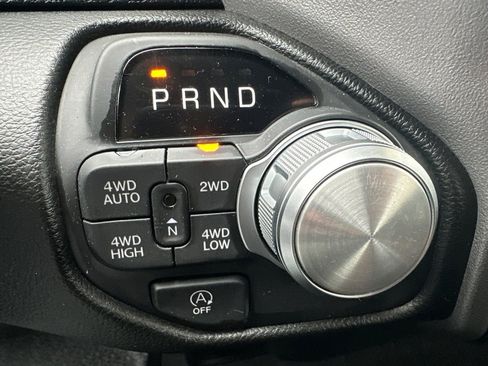 Used 2025 RAM 1500 Laramie image 22