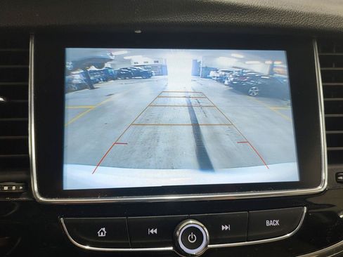 Used 2020 Buick Encore Preferred AWD/4WD image 11