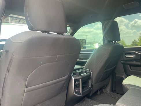 Used 2024 RAM 2500 Big Horn w/ Night Edition AWD/4WD image 24