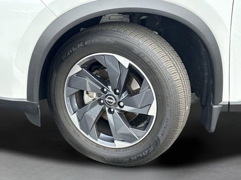 Certified 2024 Nissan Rogue SV w/ SV Premium Package FWD image 48