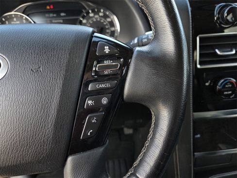 Used 2024 INFINITI QX80 Luxe image 23