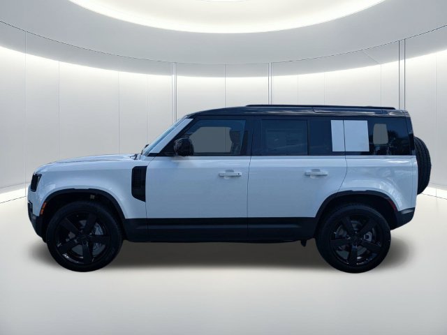 New 2026 Land Rover Defender 110 S AWD/4WD image 3