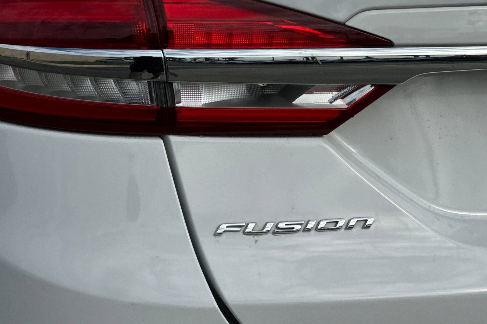 Used 2018 Ford Fusion S FWD image 26