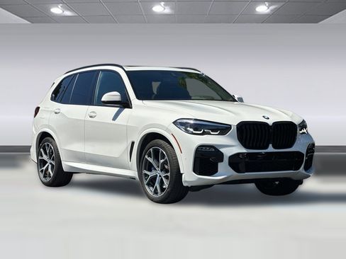Used 2021 BMW X5 xDrive40i w/ M Sport Package AWD/4WD image 6