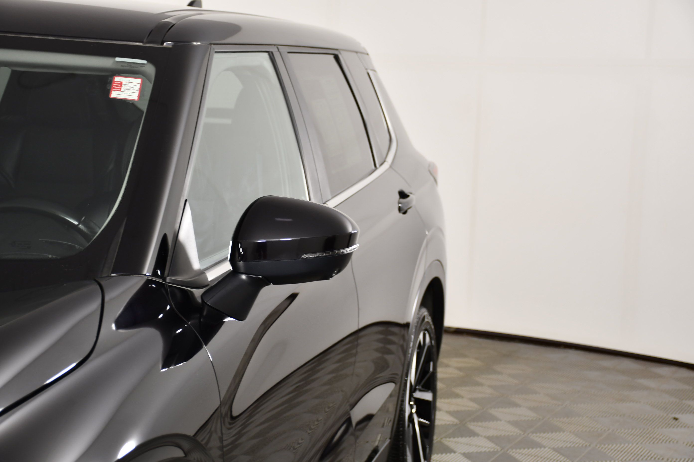 Used 2024 Mitsubishi Outlander SE AWD/4WD image 13