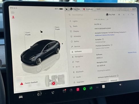 Used 2023 Tesla Model 3 Standard Range image 26
