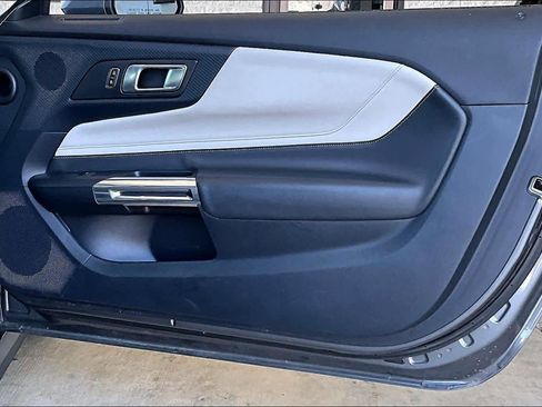 Used 2024 Ford Mustang Premium image 19