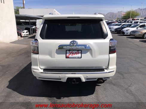 Used 2017 Toyota 4Runner Limited AWD/4WD image 7