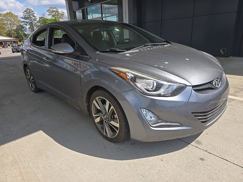 Used 2016 Hyundai Elantra Limited image 6