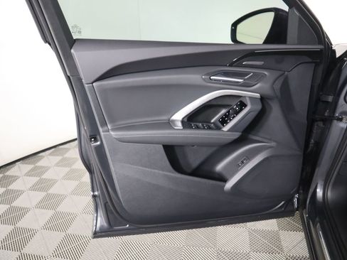 Used 2025 Audi Q5 Premium Plus w/ Premium Plus image 27