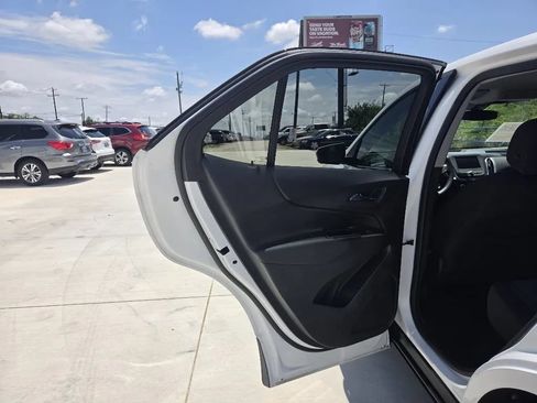Used 2020 Chevrolet Equinox LT FWD image 15
