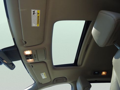 Used 2021 Honda Odyssey EX-L image 30